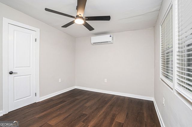 846 Mell Court SE, Smyrna, GA 30080