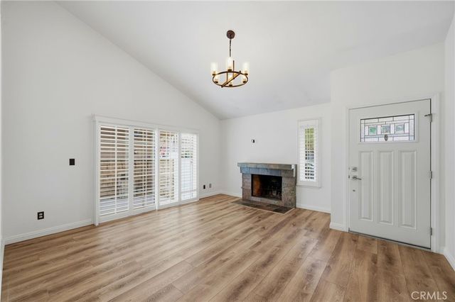 25868 Alegro, Valencia, CA 91355