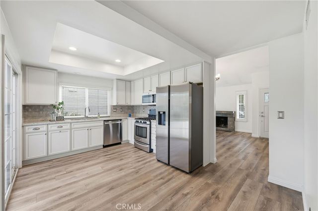 25868 Alegro, Valencia, CA 91355