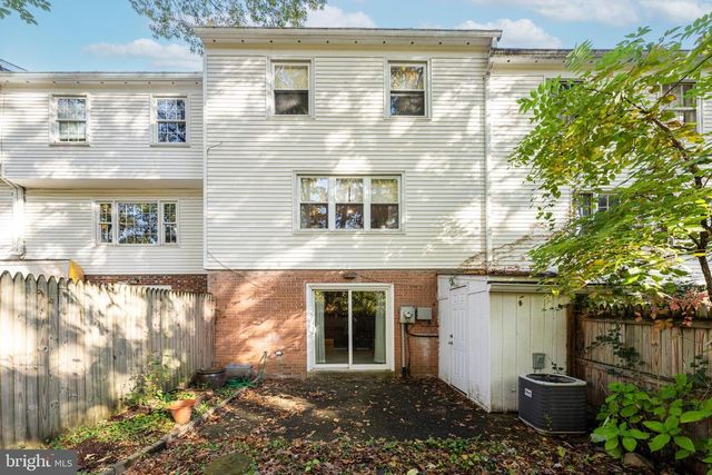 7779 TIVERTON DR, Springfield, VA 22152