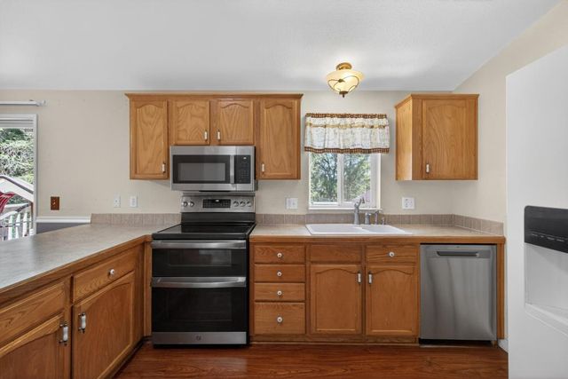 5666 Columbine Way, Pollock Pines, CA 95726