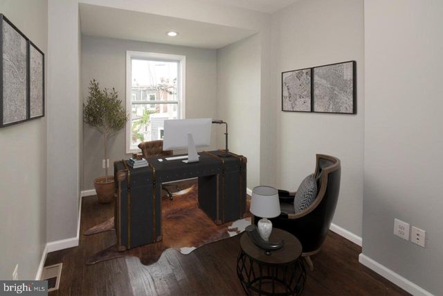 745 DOLPHIN ST, Baltimore, MD 21217