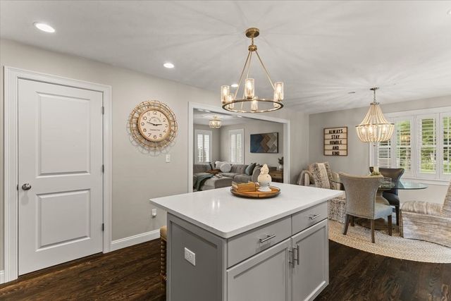 32 Pocksha Dr, Middleboro, MA 02346