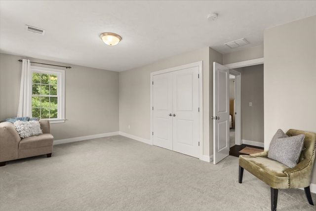32 Pocksha Dr, Middleboro, MA 02346
