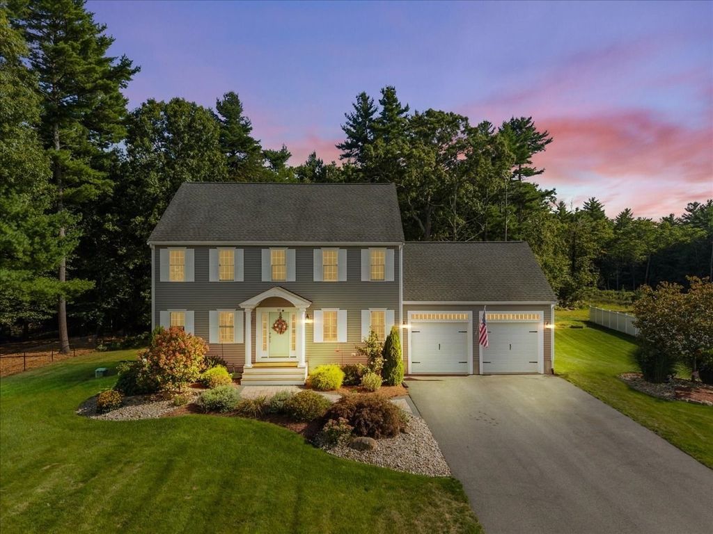 32 Pocksha Dr, Middleboro, MA 02346