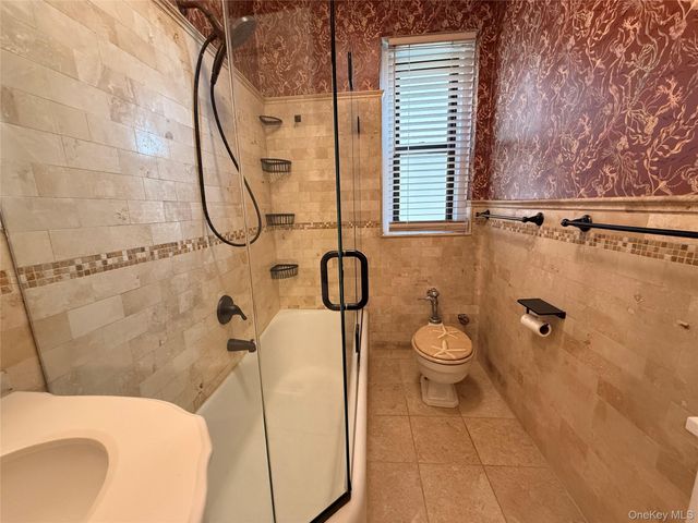 143 Garth Road 3L, Scarsdale, NY 10583