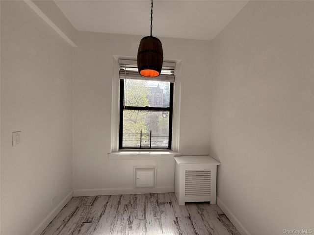 143 Garth Road 3L, Scarsdale, NY 10583