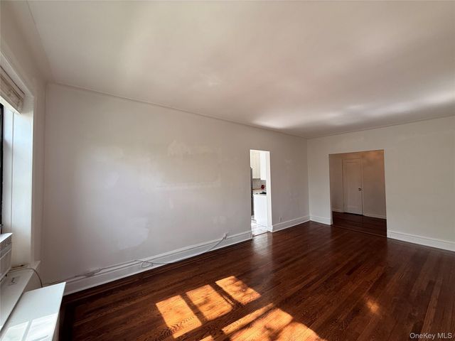 143 Garth Road 3L, Scarsdale, NY 10583
