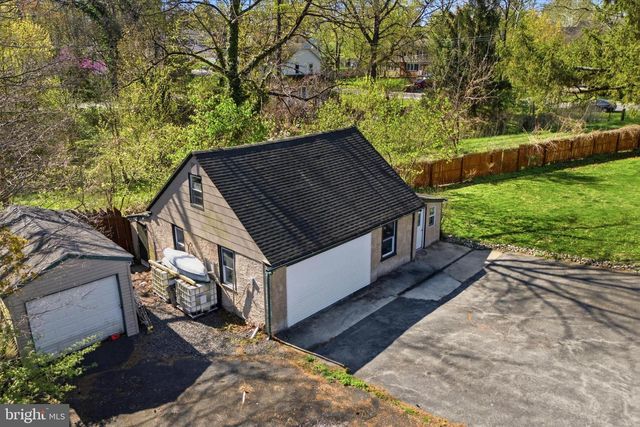 2202 SWEDE RD, East Norriton, PA 19401