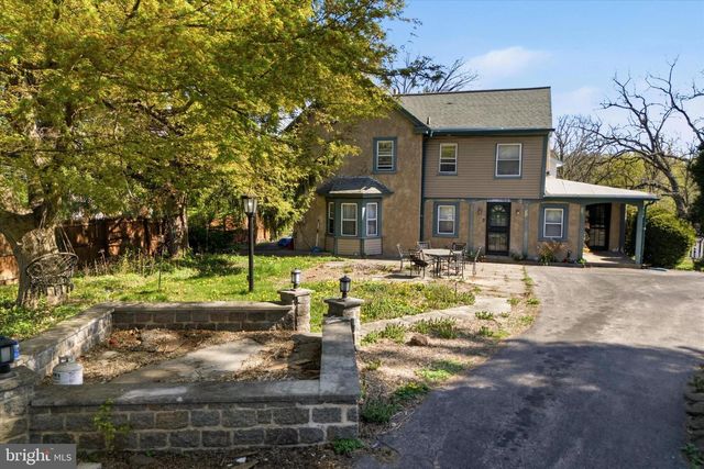 2202 SWEDE RD, East Norriton, PA 19401