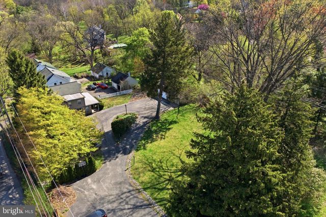 2202 SWEDE RD, East Norriton, PA 19401