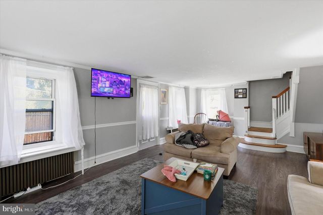 2202 SWEDE RD, East Norriton, PA 19401