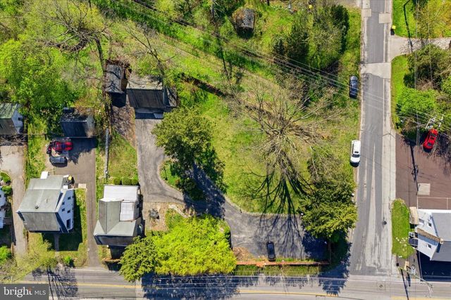 2202 SWEDE RD, East Norriton, PA 19401