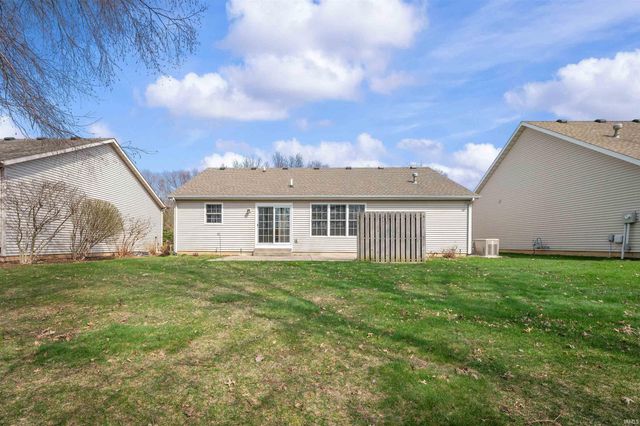 966 Tealwood Lane, South Bend, IN 46614