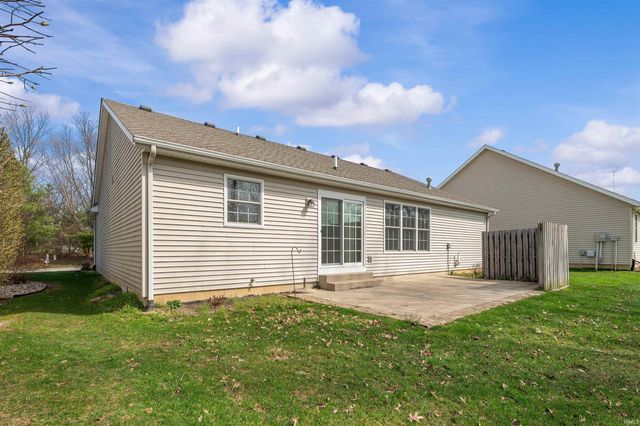 966 Tealwood Lane, South Bend, IN 46614