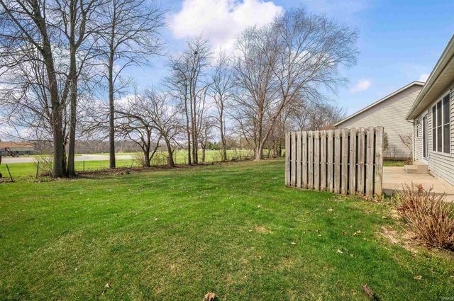 966 Tealwood Lane, South Bend, IN 46614