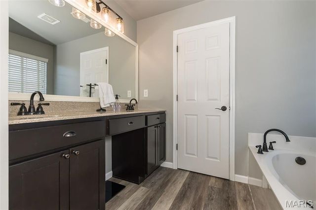 2736 Grover Crossing Drive, Wildwood, MO 63040