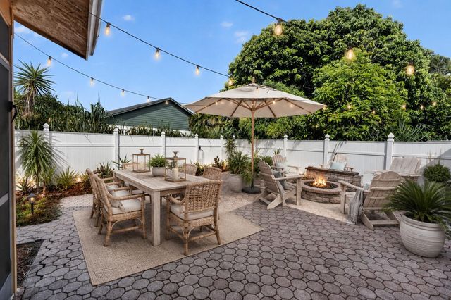 166 RAINTREE, Jupiter, FL 33458