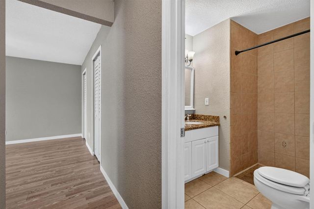 166 RAINTREE, Jupiter, FL 33458