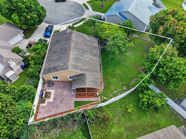 166 RAINTREE, Jupiter, FL 33458