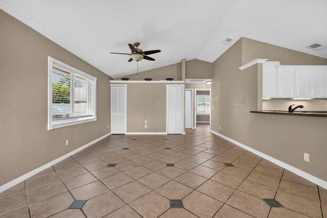166 RAINTREE, Jupiter, FL 33458