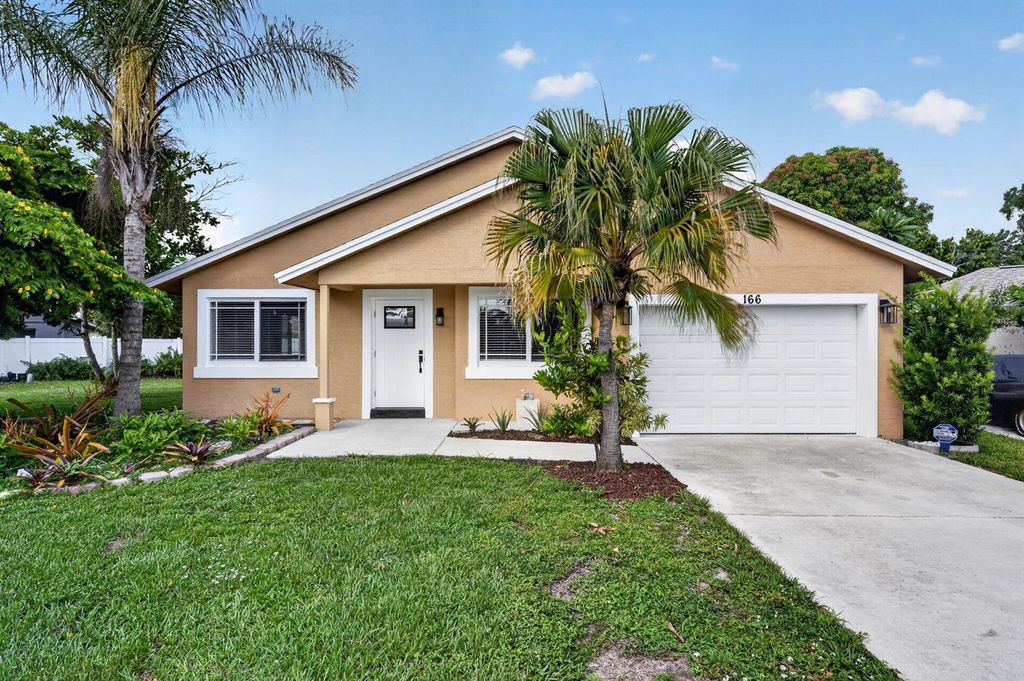 166 RAINTREE, Jupiter, FL 33458