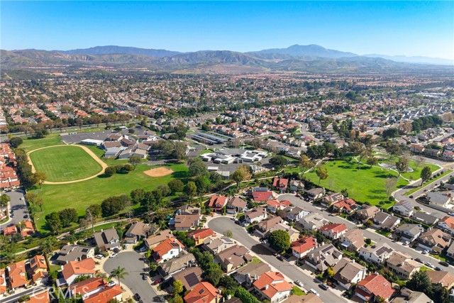 12 Filare, Irvine, CA 92620