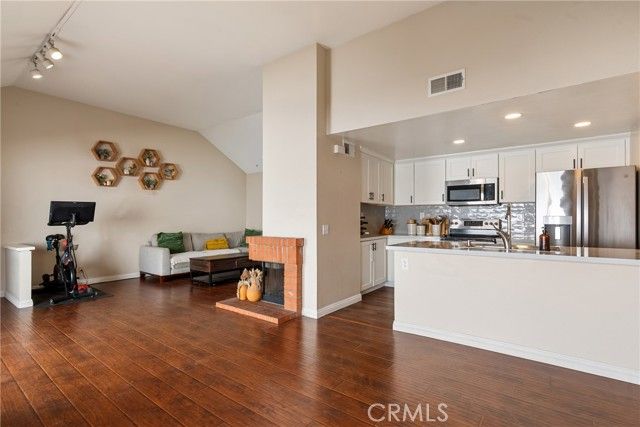 12 Filare, Irvine, CA 92620