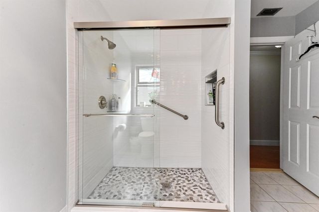 2850 NW 15th Street, Delray Beach, FL 33445