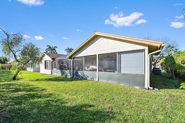 2850 NW 15th Street, Delray Beach, FL 33445