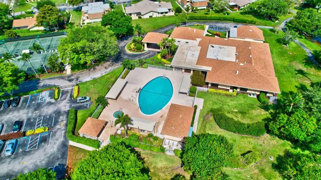 2850 NW 15th Street, Delray Beach, FL 33445