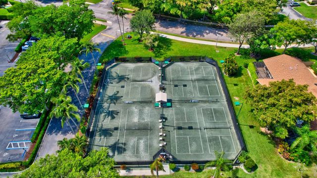 2850 NW 15th Street, Delray Beach, FL 33445