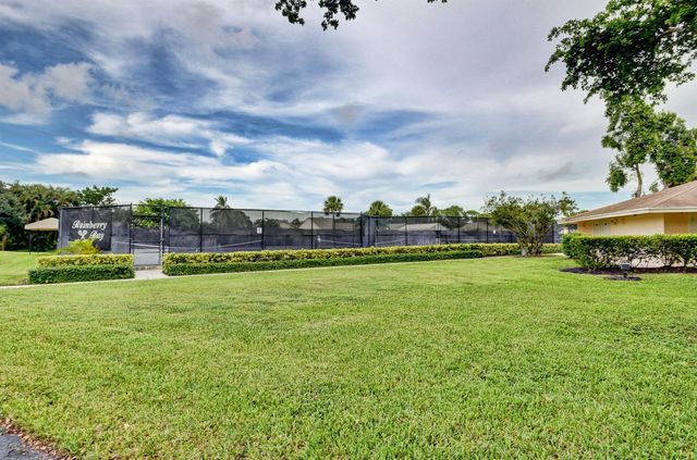 2850 NW 15th Street, Delray Beach, FL 33445