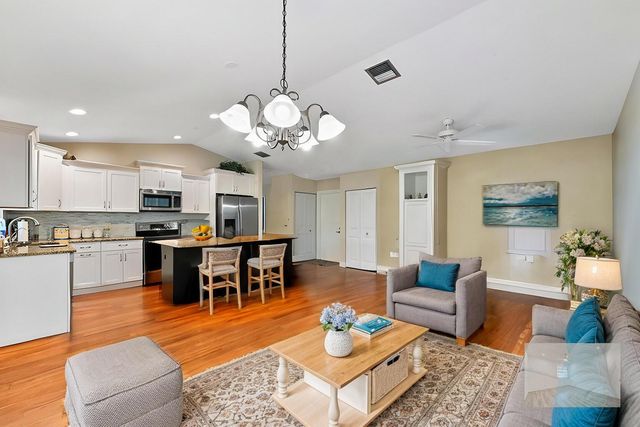2850 NW 15th Street, Delray Beach, FL 33445
