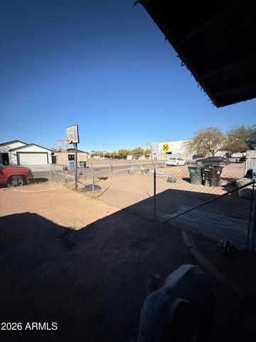 1109 W APACHE Street, Phoenix, AZ 85007
