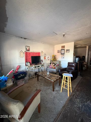 1109 W APACHE Street, Phoenix, AZ 85007