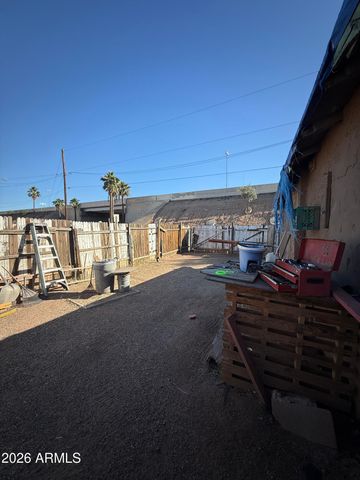 1109 W APACHE Street, Phoenix, AZ 85007