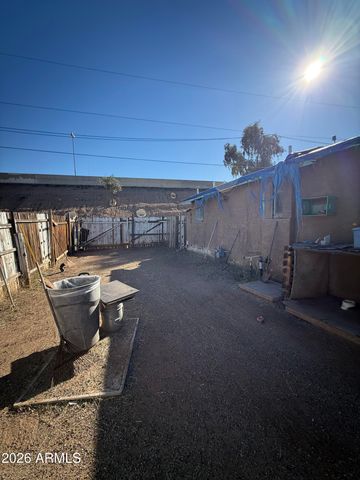 1109 W APACHE Street, Phoenix, AZ 85007