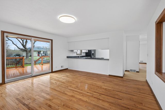 4608 W 99th Street, Bloomington, MN 55437