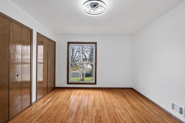 4608 W 99th Street, Bloomington, MN 55437