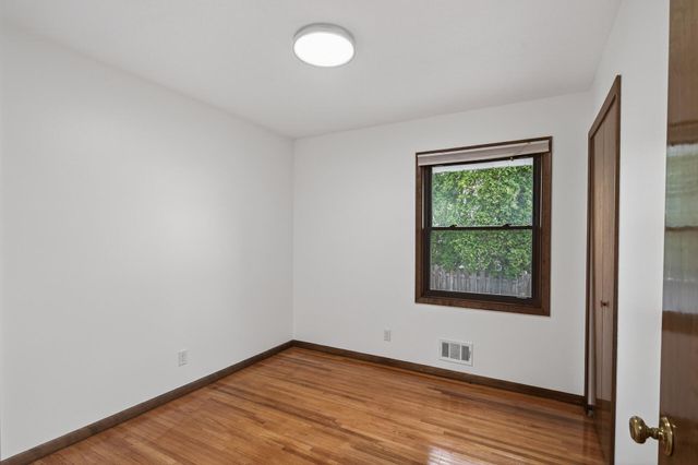 4608 W 99th Street, Bloomington, MN 55437