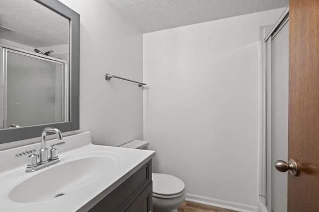 4608 W 99th Street, Bloomington, MN 55437