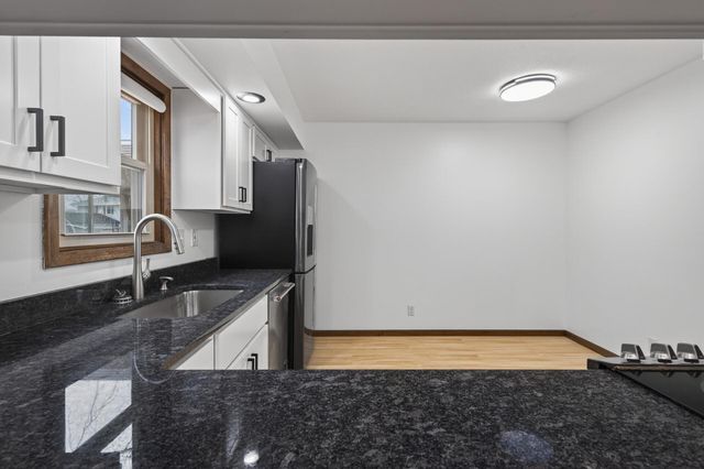 4608 W 99th Street, Bloomington, MN 55437