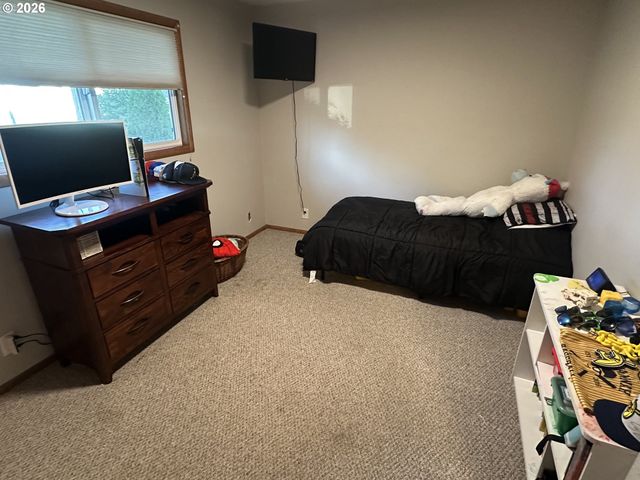 1324 PACIFIC Ave, Forest Grove, OR 97116