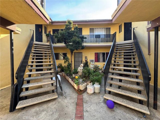 3568 Brenton Avenue, Lynwood, CA 90262