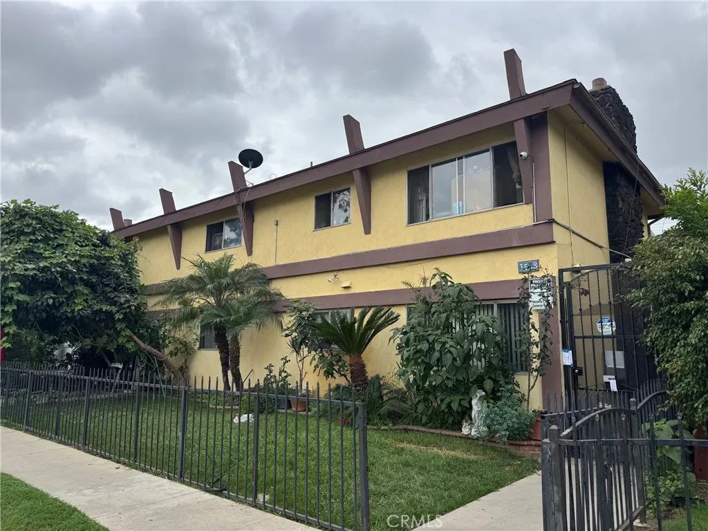 3568 Brenton Avenue, Lynwood, CA 90262