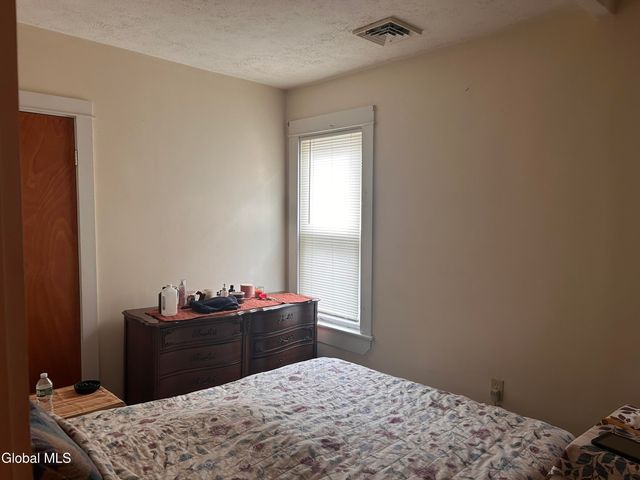 2328 Turner Avenue, Schenectady, NY 12306