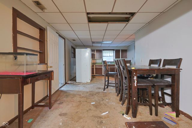 740 N National Road, Columbus, IN 47201