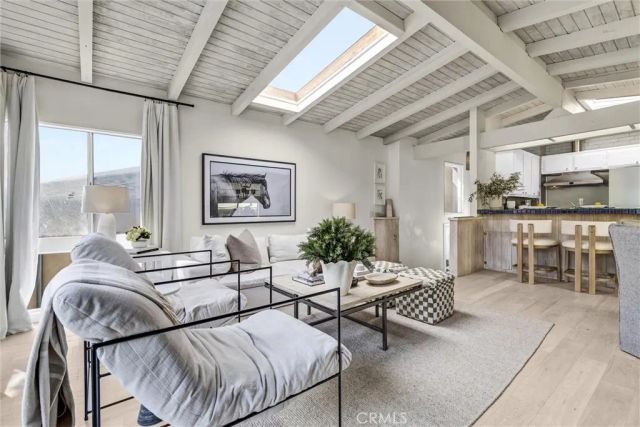 1025 Oro, Laguna Beach, CA 92651