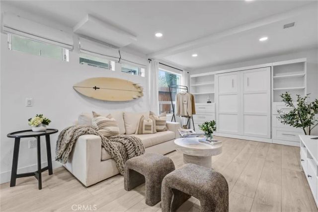 1025 Oro, Laguna Beach, CA 92651